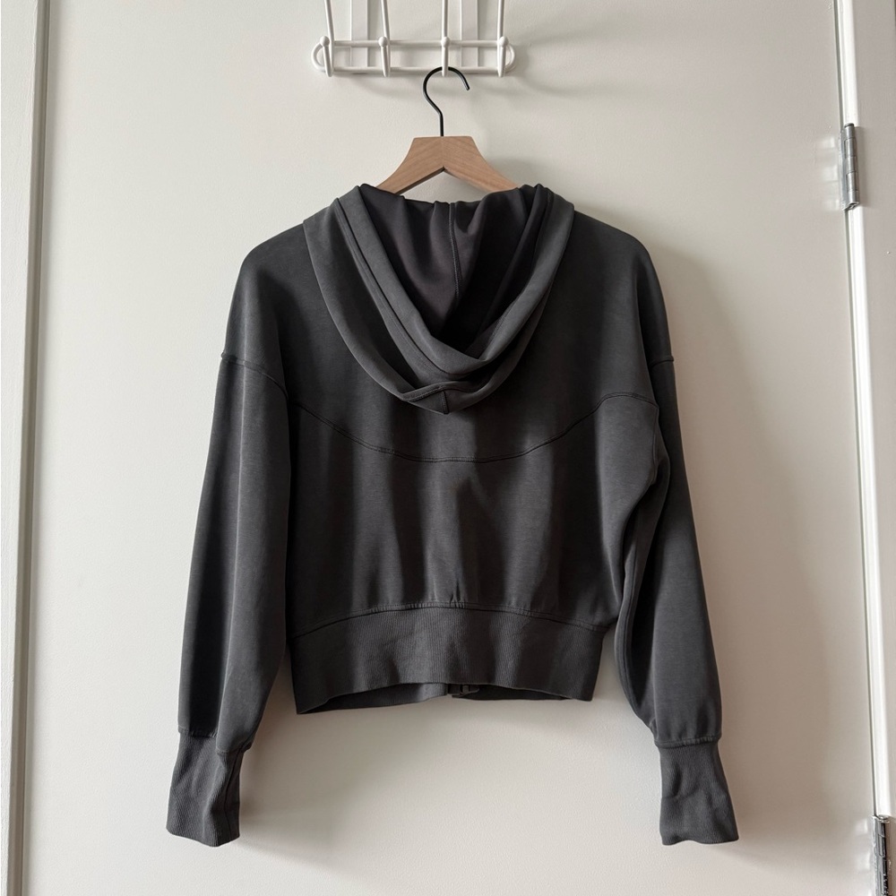 lululemon athletica Softstreme Full Zip-Up Jacket - Picture 3 of 4